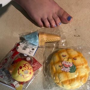 13 pc squishy grab bag